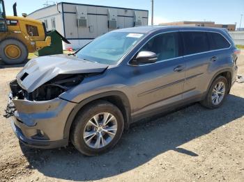  Salvage Toyota Highlander