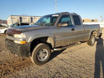  Salvage Chevrolet Silverado 2500