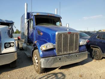  Salvage Peterbilt 567