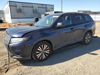  Salvage Mitsubishi Outlander