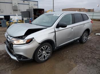  Salvage Mitsubishi Outlander