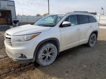  Salvage Toyota Highlander