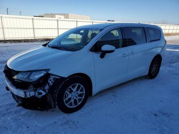  Salvage Chrysler Minivan