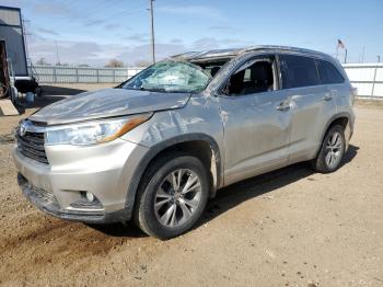  Salvage Toyota Highlander