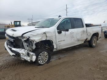  Salvage Chevrolet Silverado 2500