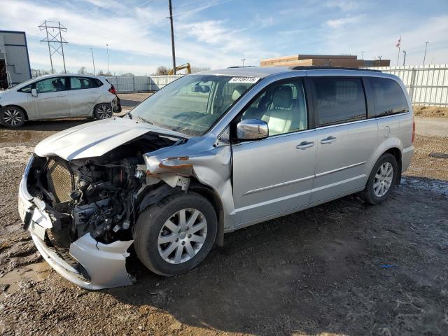  Salvage Chrysler Minivan