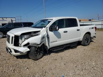 Salvage Nissan Titan