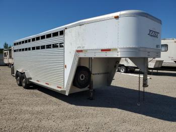  Salvage Exis Horse Trlr