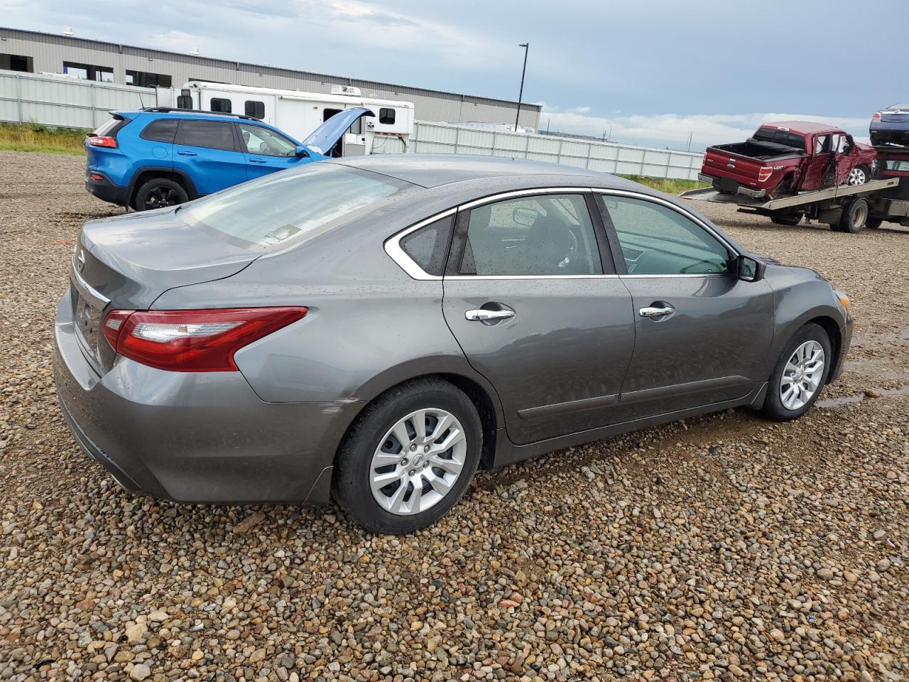 Nissan Altima 2.5 Image 4