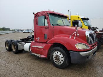  Salvage Freightliner Columbia 1