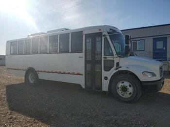  Salvage Freightliner Chassis B2