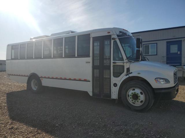  Salvage Freightliner Chassis B2