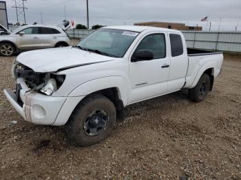  Salvage Toyota Tacoma