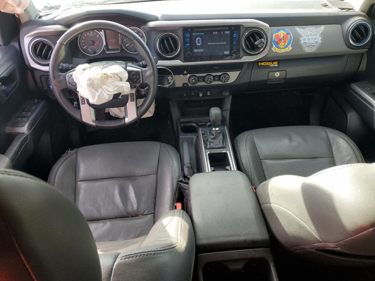 Toyota Tacoma Double Cab Image 11