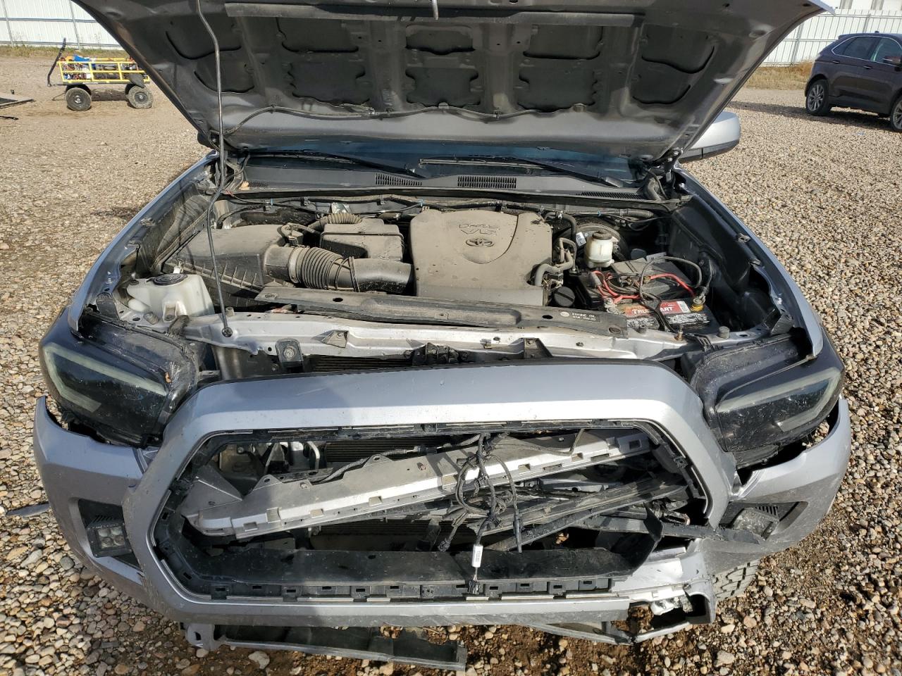 Toyota Tacoma Double Cab Image 2