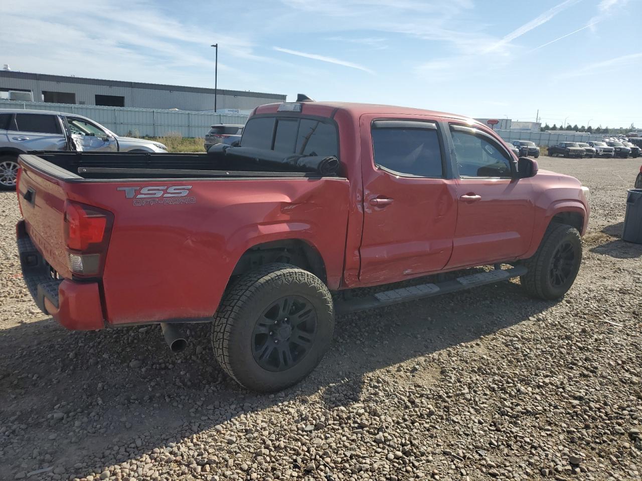 Toyota Tacoma Double Cab Image 2