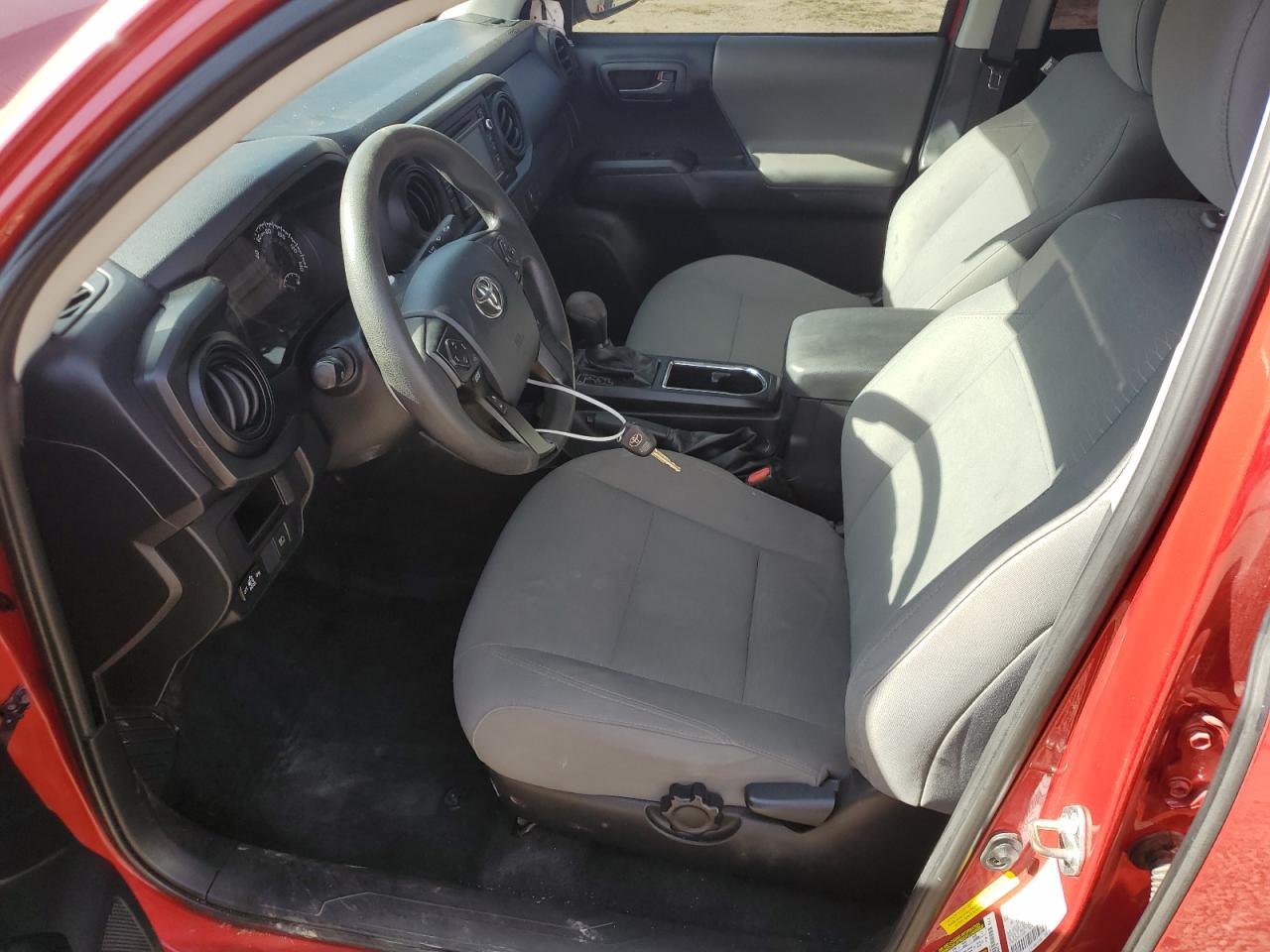 Toyota Tacoma Double Cab Image 11