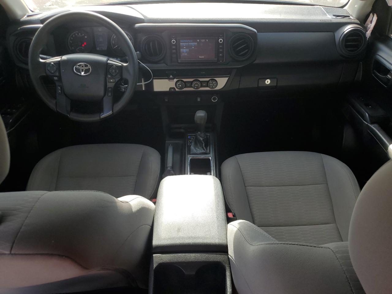 Toyota Tacoma Double Cab Image 8