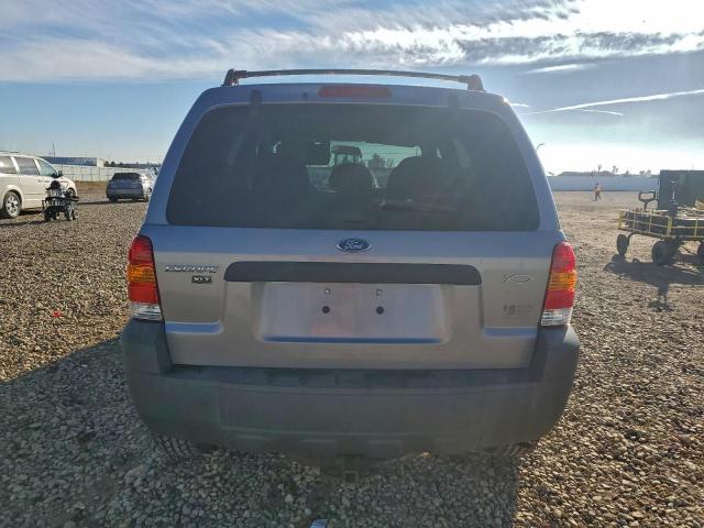 Ford Escape Xlt Image 11