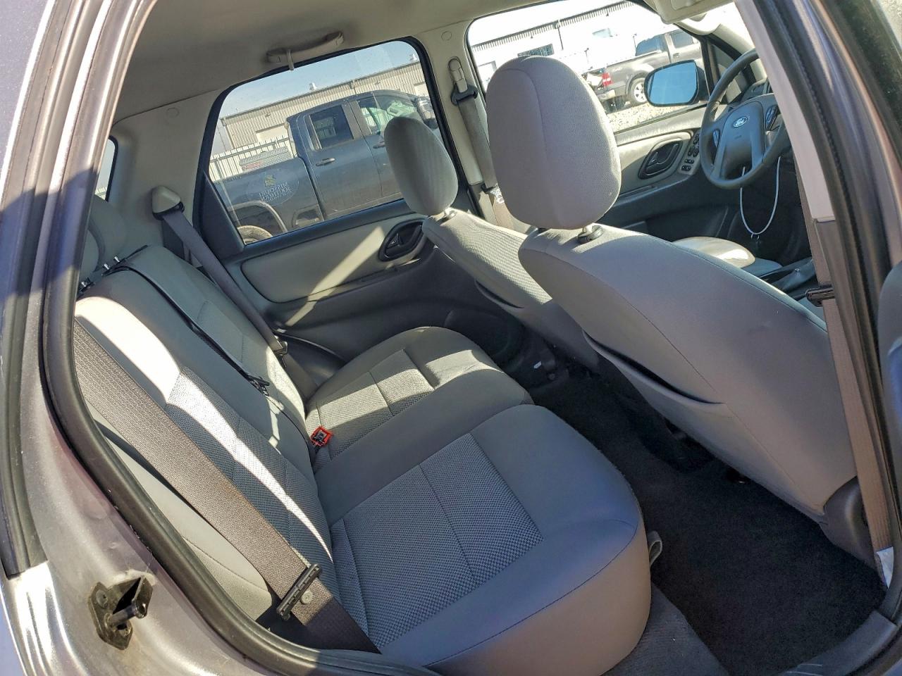 Ford Escape Xlt Image 3