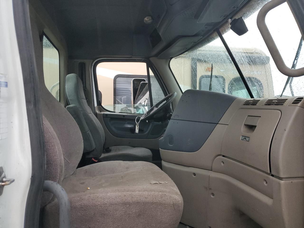 Freightliner Cascadia 1 Image 5