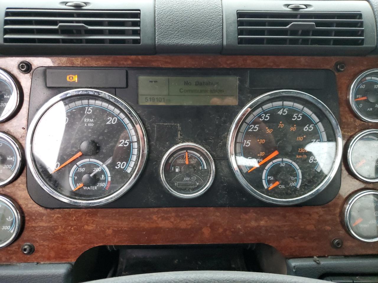 Freightliner Cascadia 1 Image 6