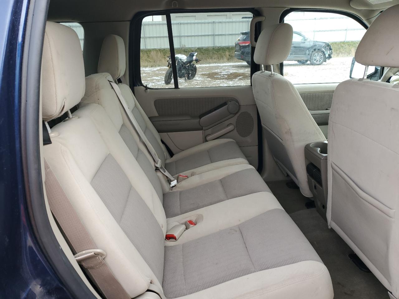 Ford Explorer Xlt Image 14