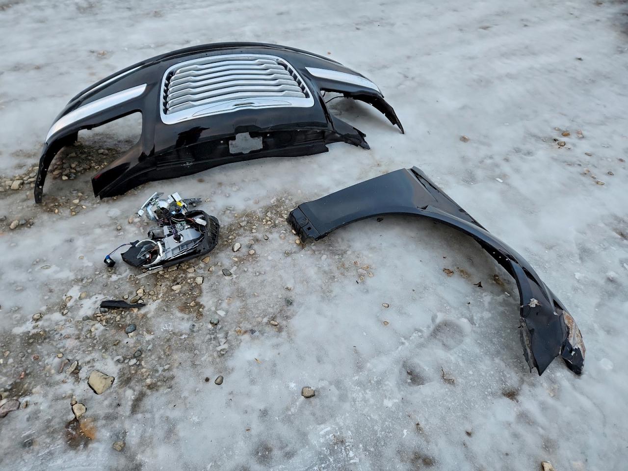 Chrysler 300 Limited Image 2