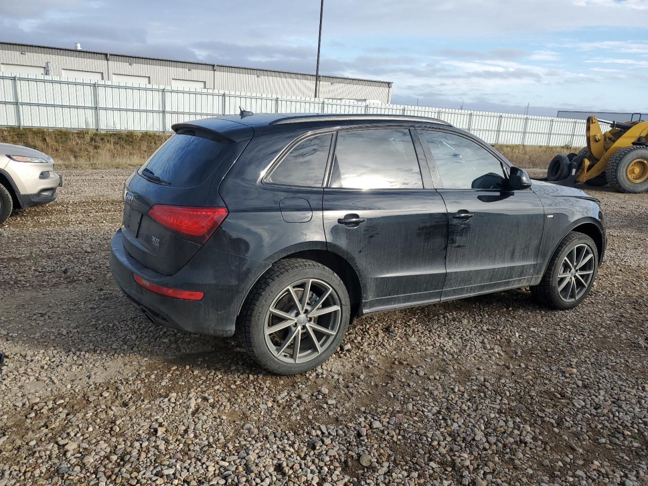 Audi Q5 Premium Plus S-line Image 4