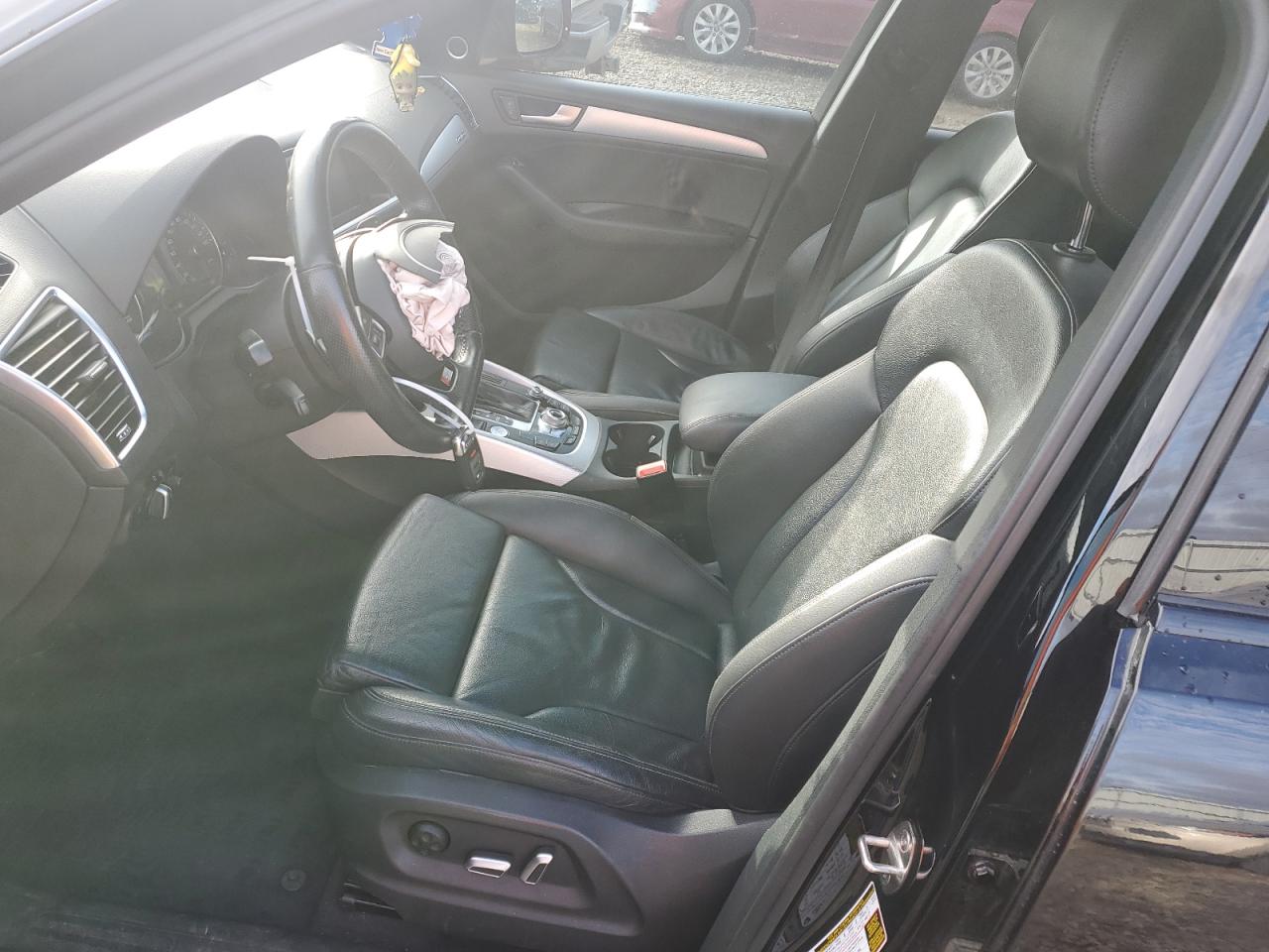 Audi Q5 Premium Plus S-line Image 10