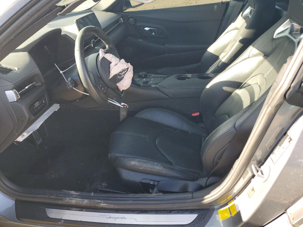 Toyota Supra Base Image 8