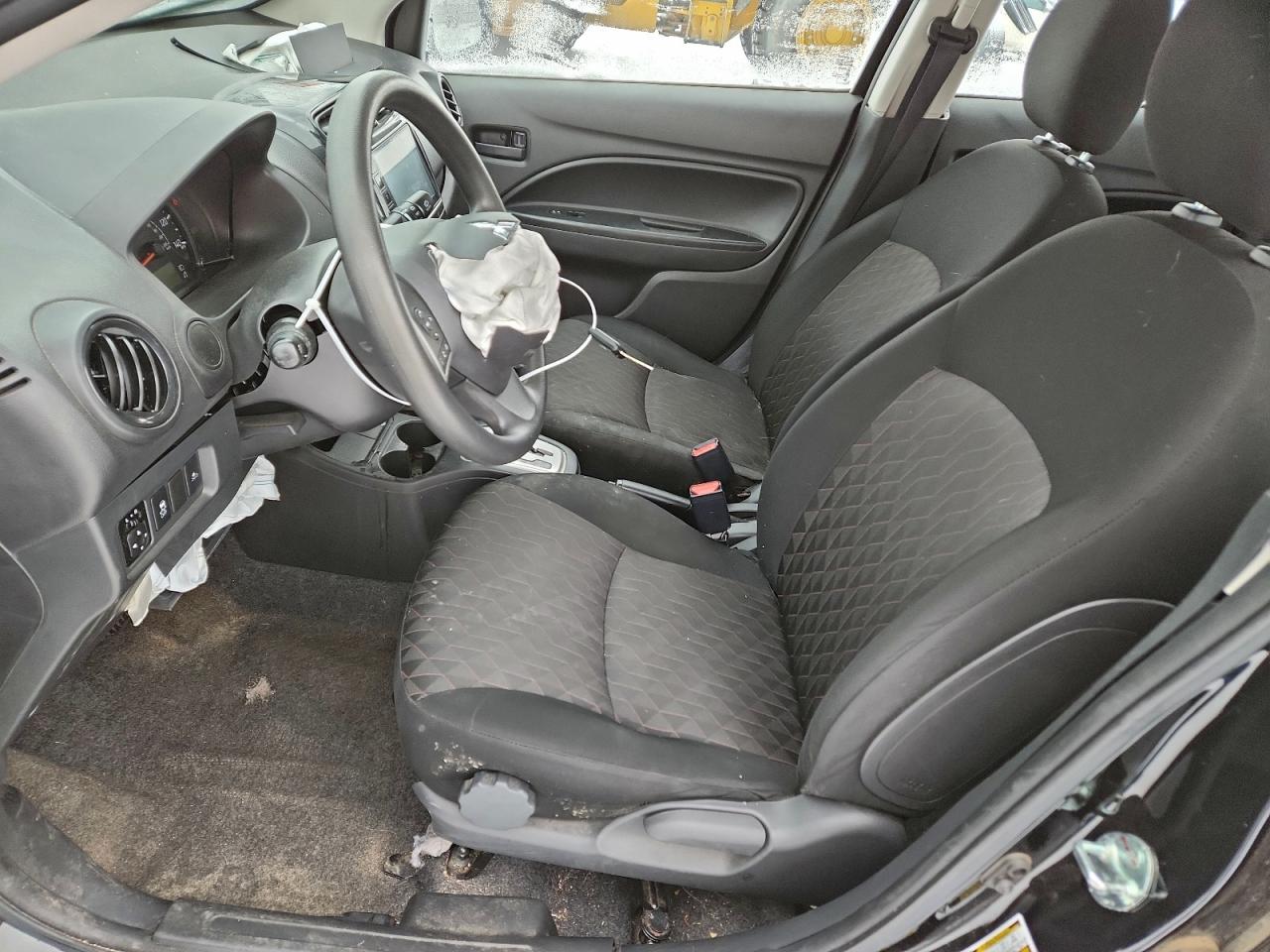 Mitsubishi Mirage Es Image 8