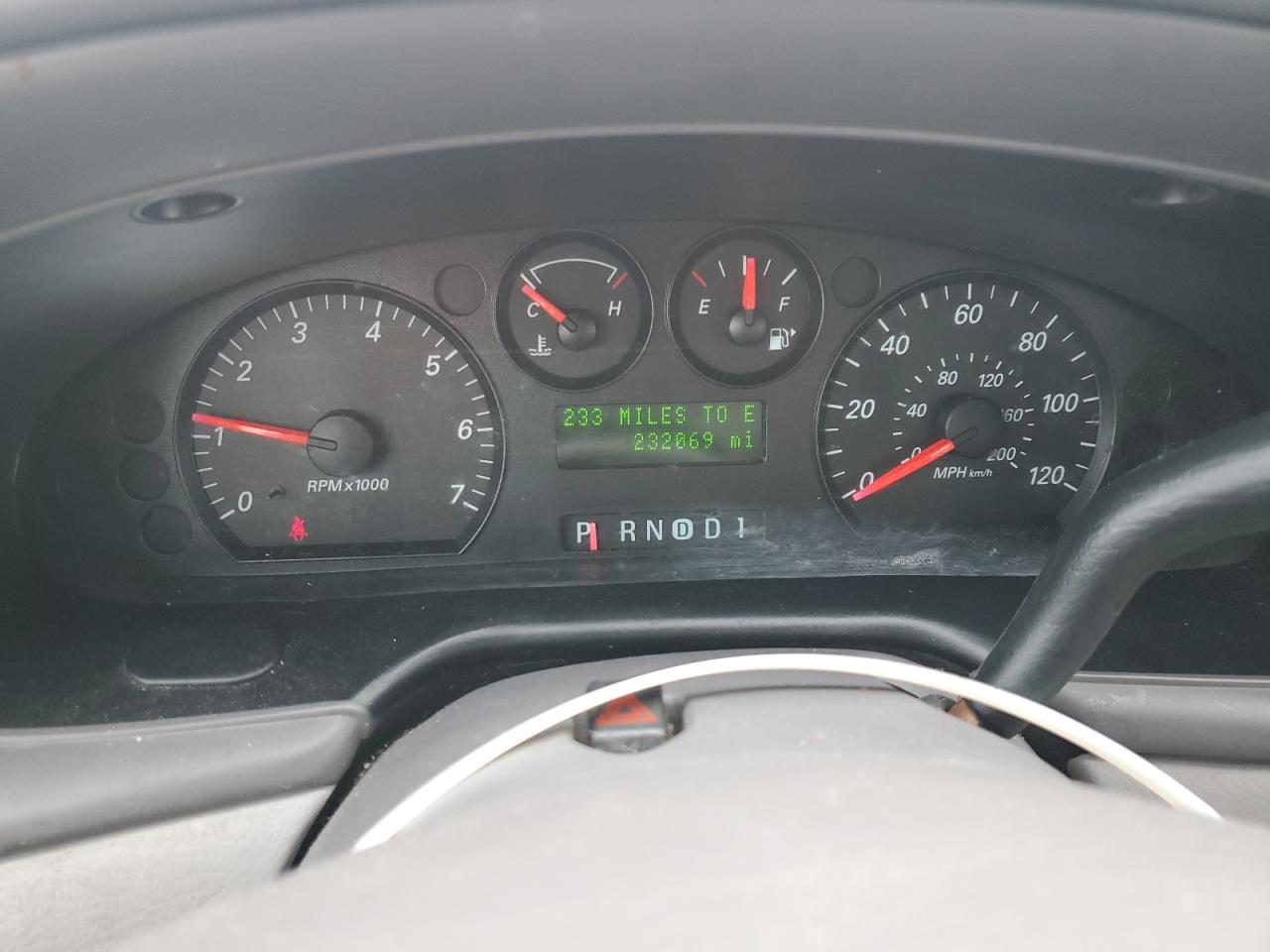 Ford Taurus Lx Image 4