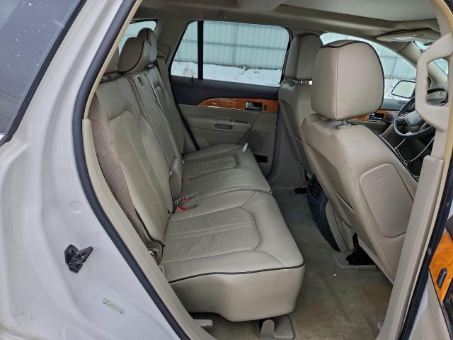 Lincoln MKX Image 13