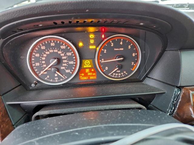 BMW 5 Series Xi Image 11