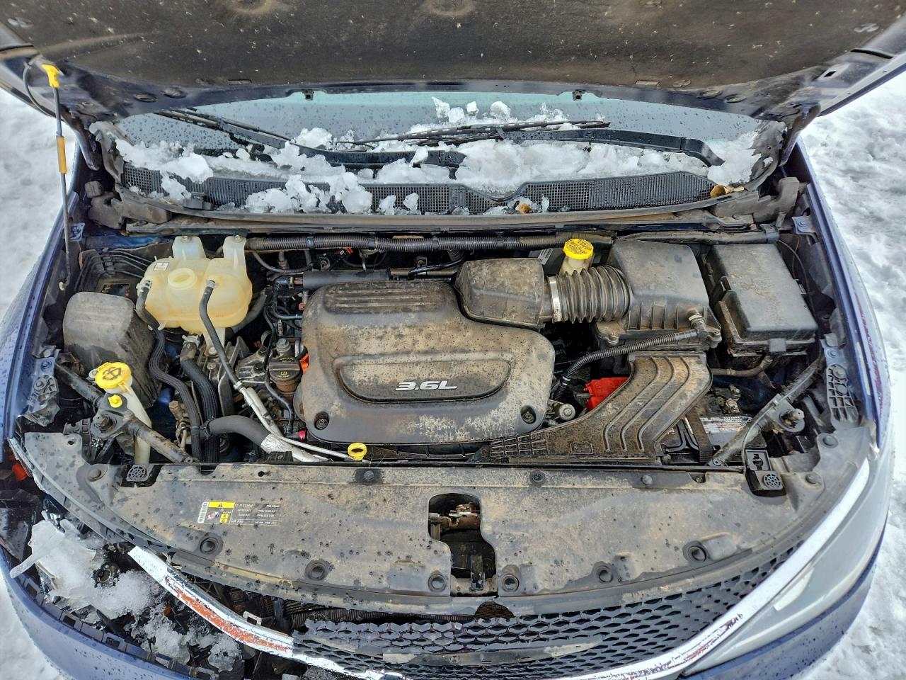 Chrysler Pacifica Touring L Image 9