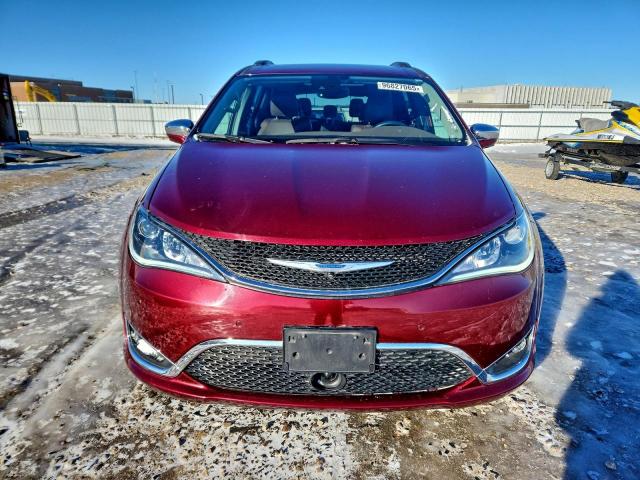 Chrysler Pacifica Limited Image 2