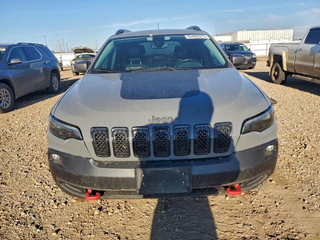 Jeep Cherokee Trailhawk Image 3