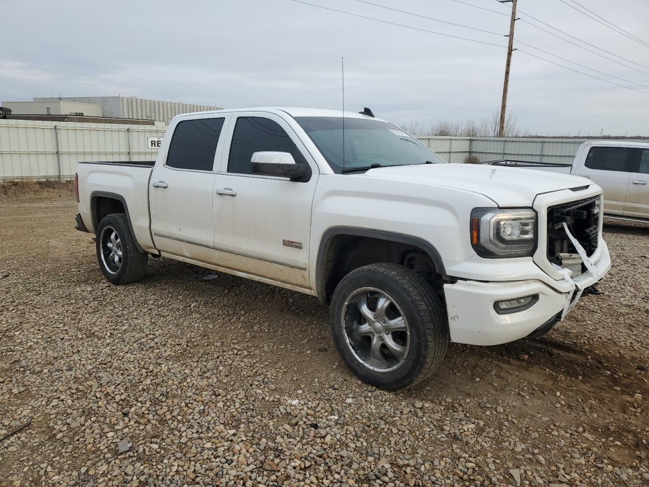 GMC Sierra K1500 Sle Image 4