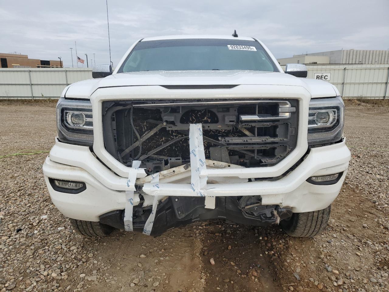 GMC Sierra K1500 Sle Image 9