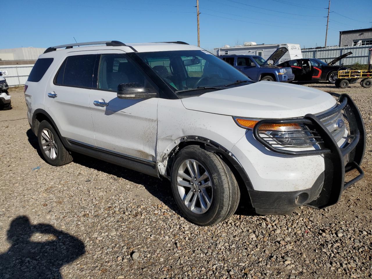 Ford Explorer Xlt Image 4