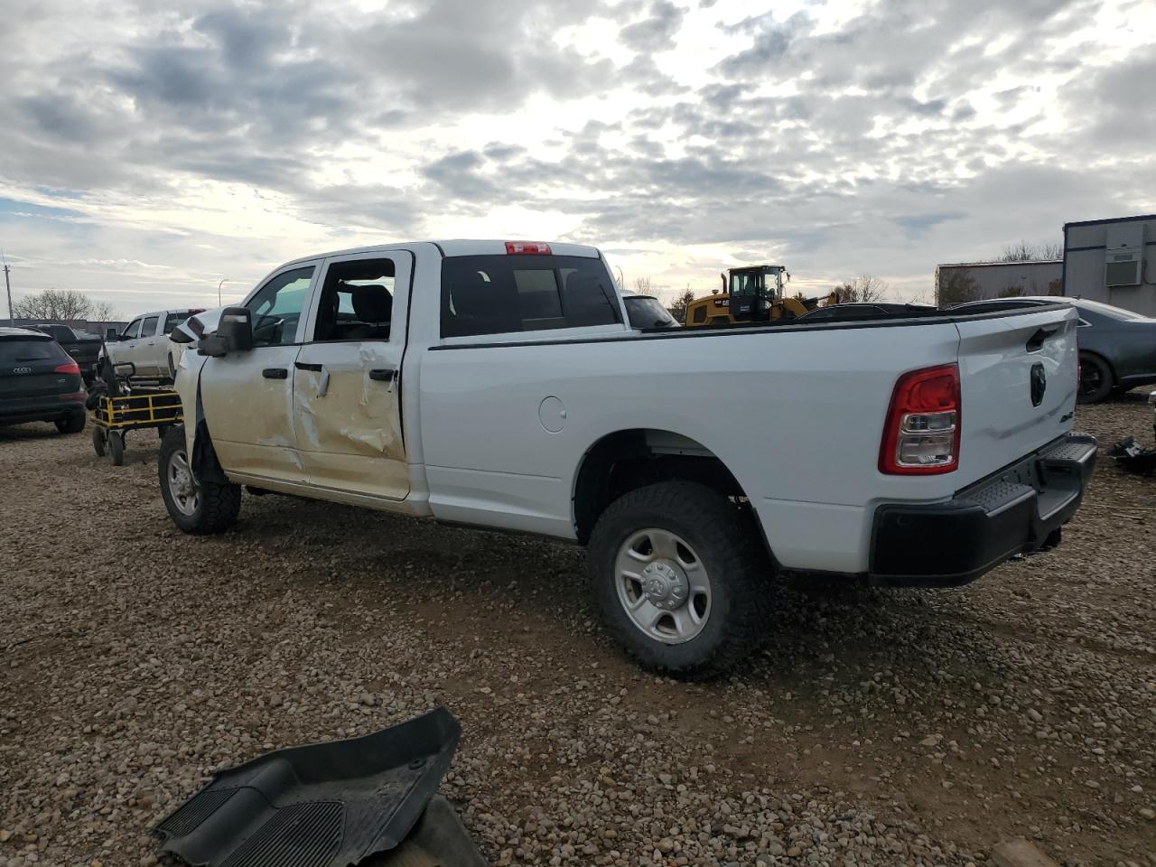Ram 3500 Tradesman Image 3