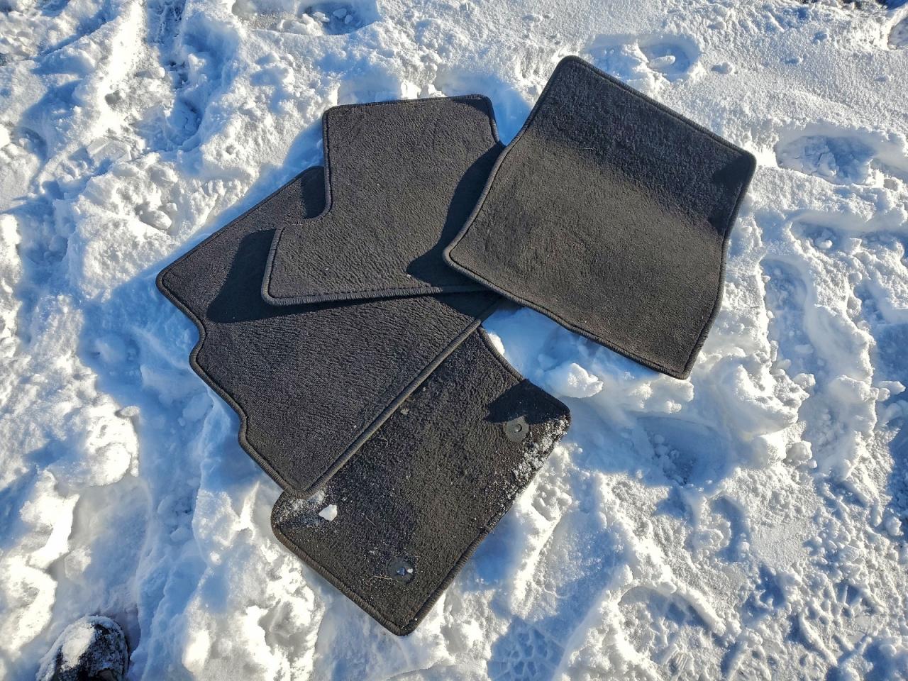 Ford Escape S Image 7