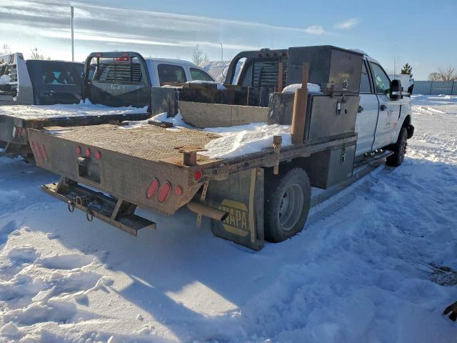 Ford F-350 Super Duty Image 2