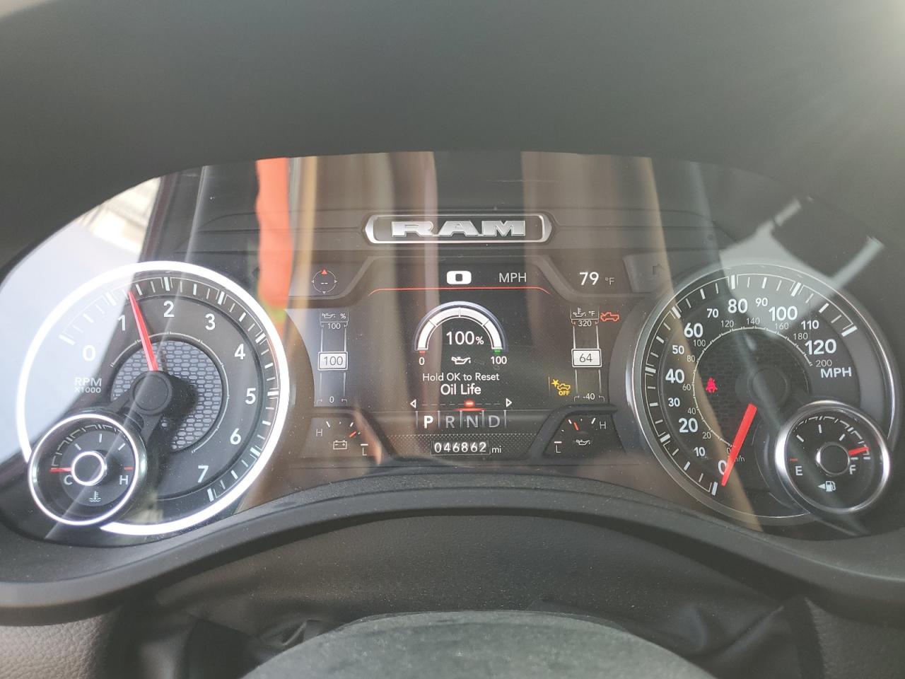 Ram 1500 Laramie Image 4