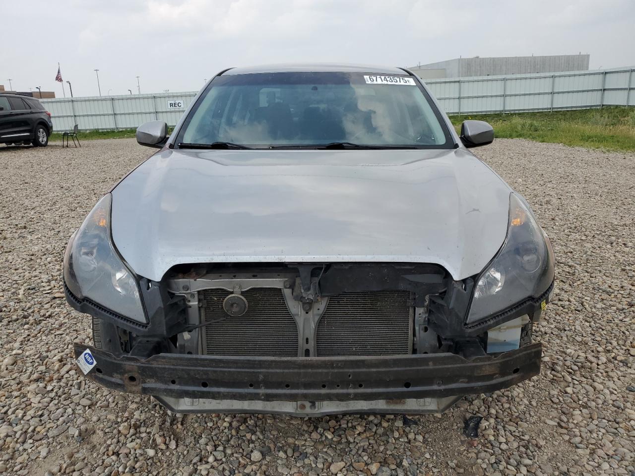 Subaru Legacy 2.5i Premium Image 5