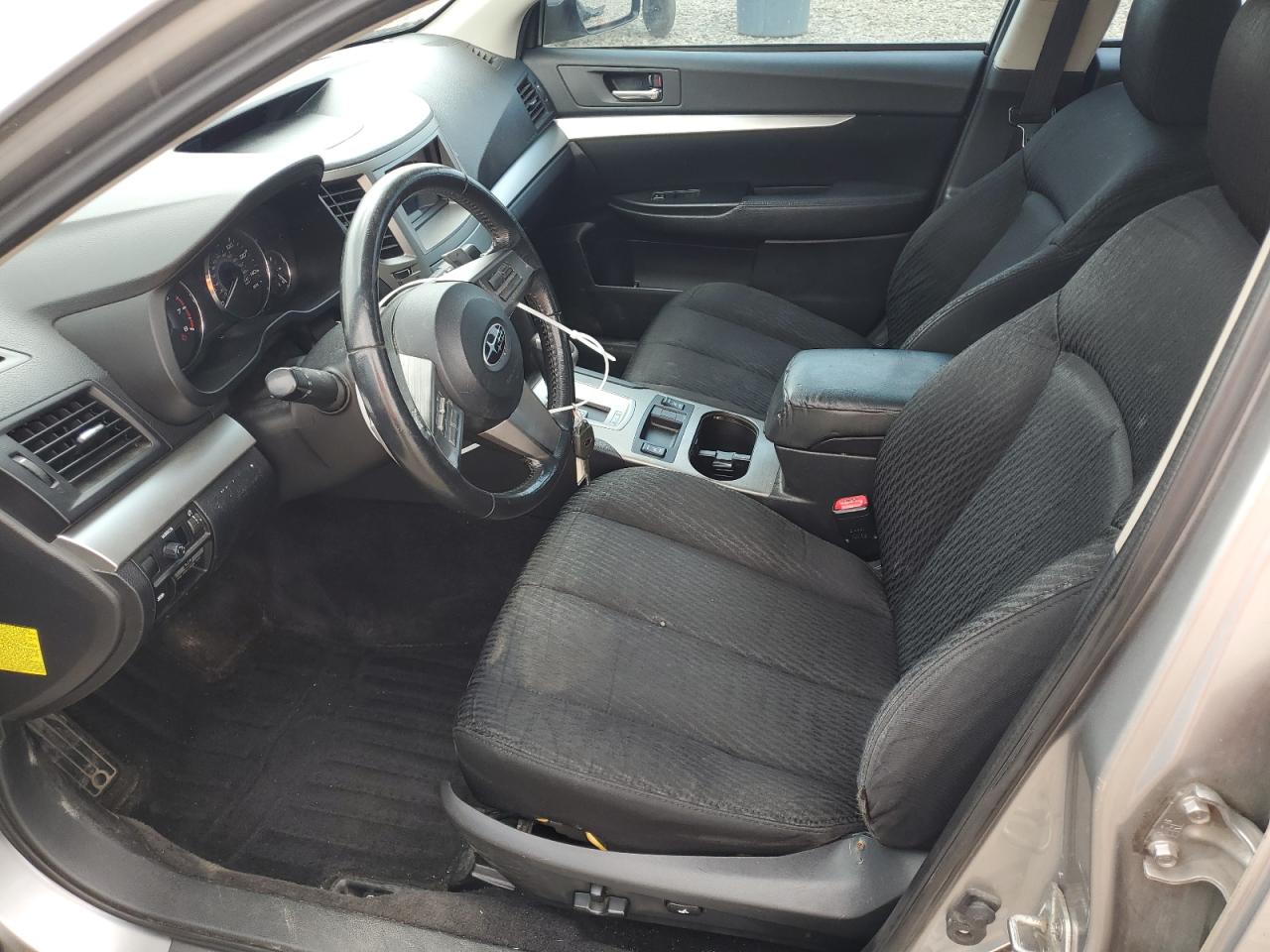 Subaru Legacy 2.5i Premium Image 3