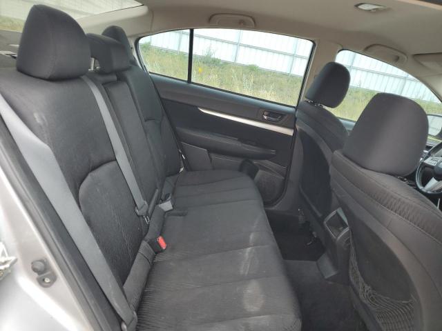 Subaru Legacy 2.5i Premium Image 12