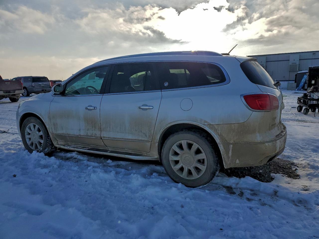 Buick Enclave Image 2