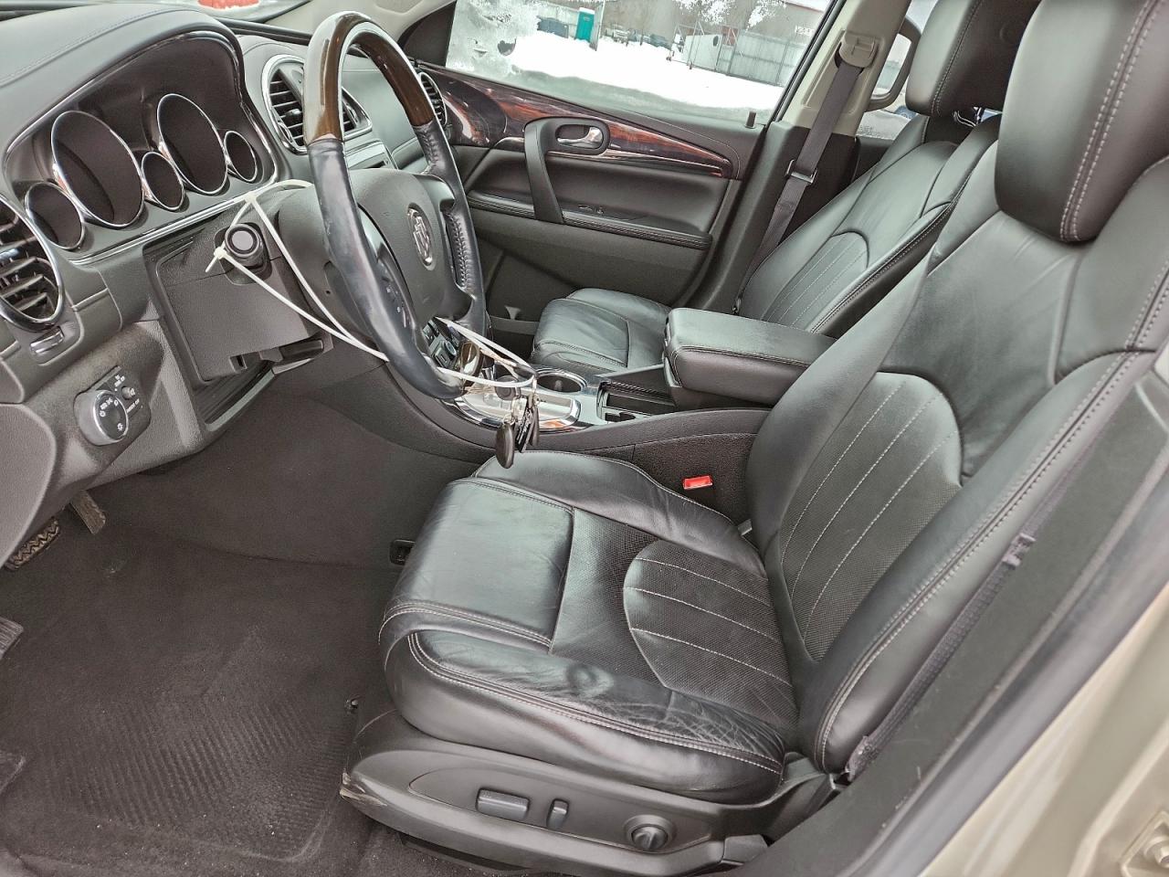 Buick Enclave Image 12